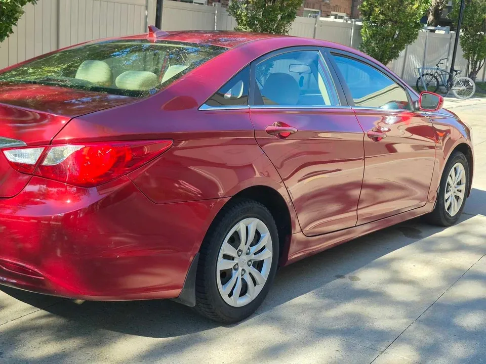 Hyundai Sonata 2011 photo 3