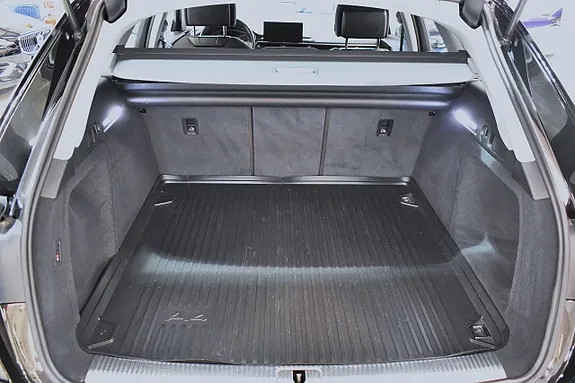 Audi A4 2023 photo 5