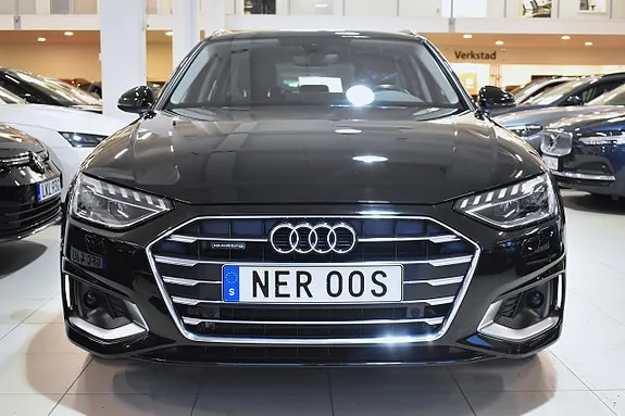Audi A4 2023 photo 2