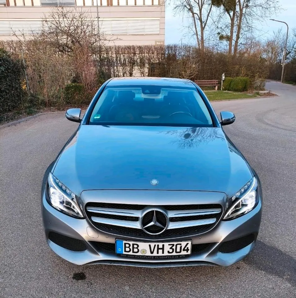 Mercedes-Benz C180
