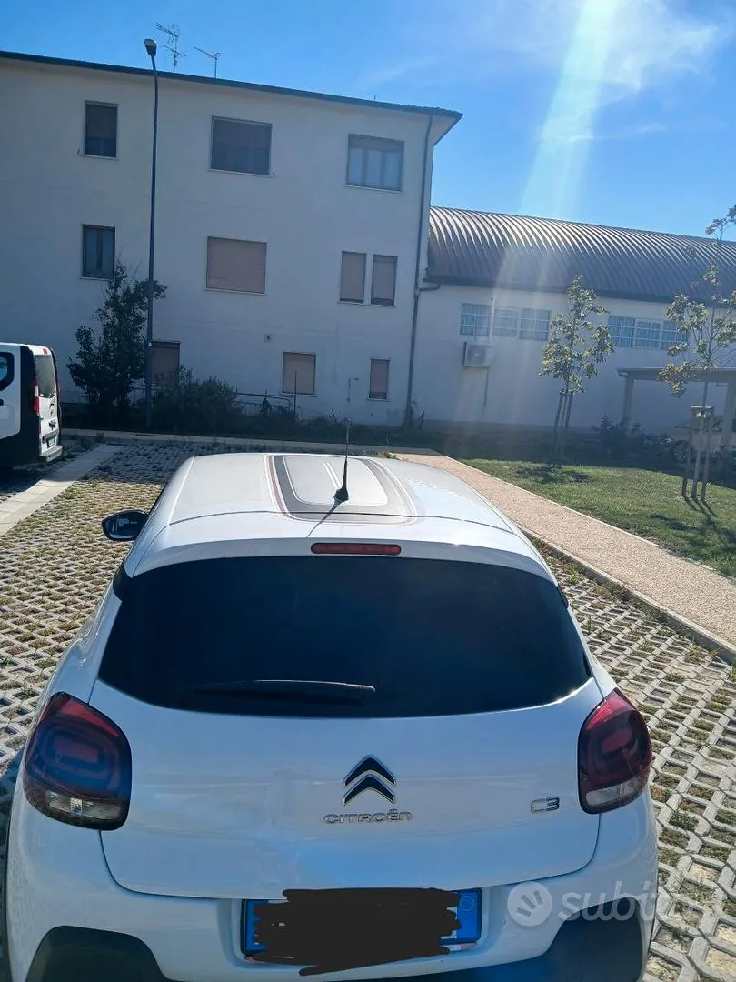 Citroen C3 2022 photo 3