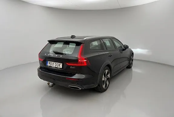 Volvo V60 Cross Country 2020 photo 4