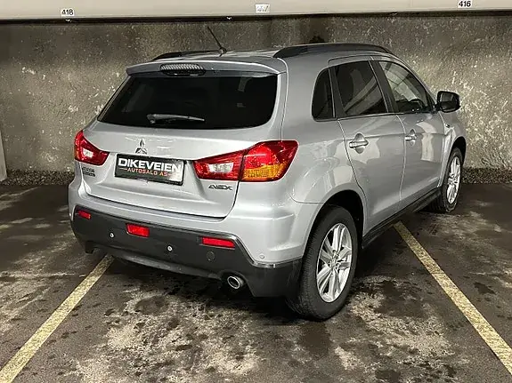 Mitsubishi Asx 2010 photo 4
