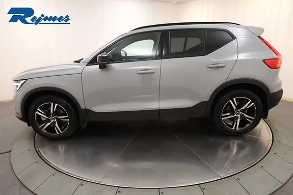 Volvo Xc40 2025 photo 3