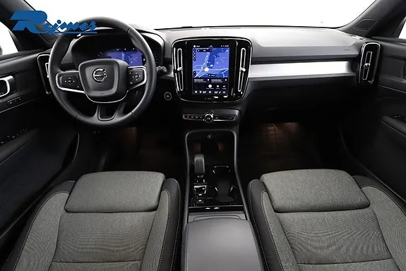 Volvo Xc40 2025 photo 2