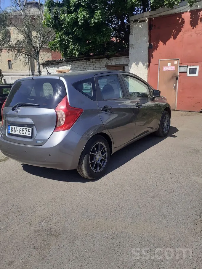 Nissan Note 2016 photo 2