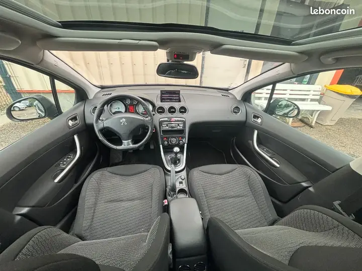 Peugeot 308 2012 photo 5