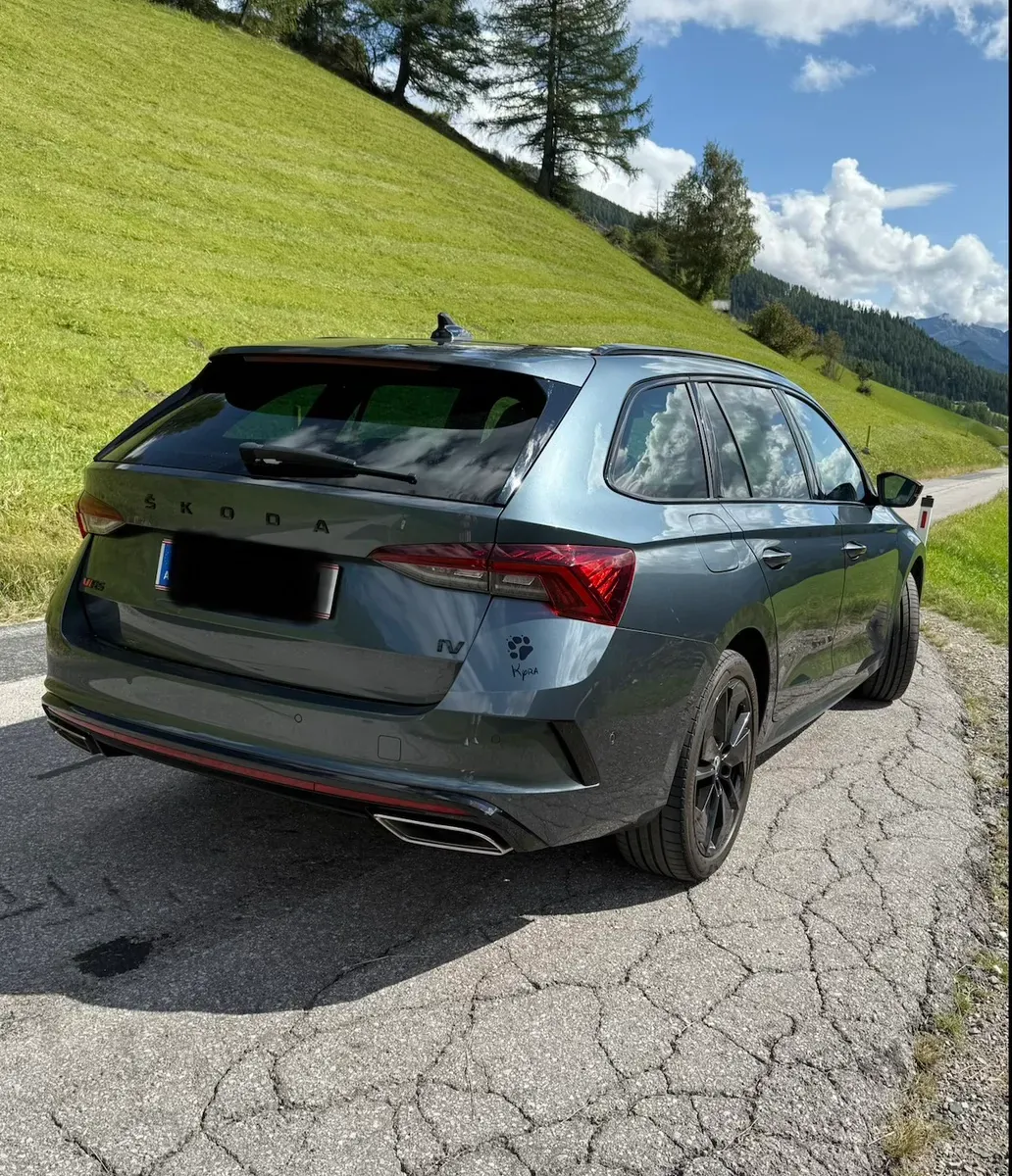 Skoda Octavia 2021 photo 2
