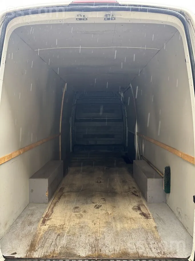 Volkswagen Crafter 2012 photo 3