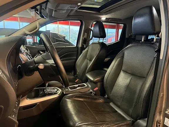 Nissan Navara 2018 photo 5