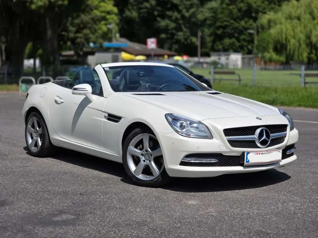 Mercedes-Benz Slk-Class 2015 photo 2