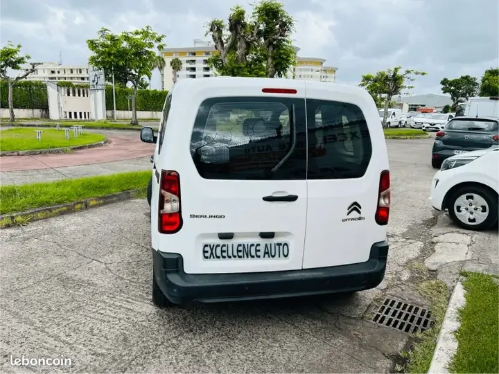 Citroen Berlingo 2021 photo 3