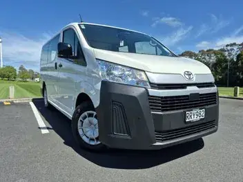 Toyota Hiace 2026 photo 2