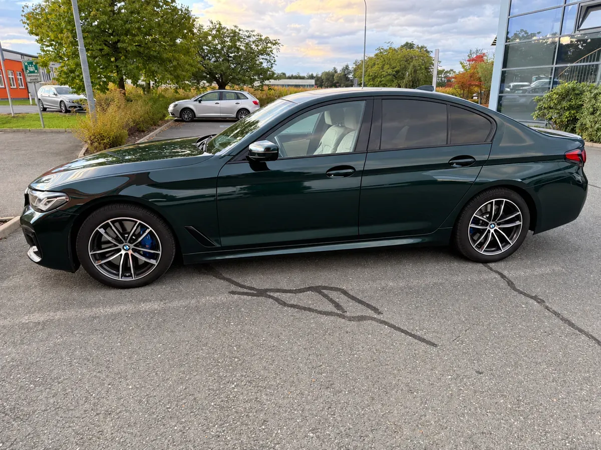 BMW 5 Series 2023 photo 3
