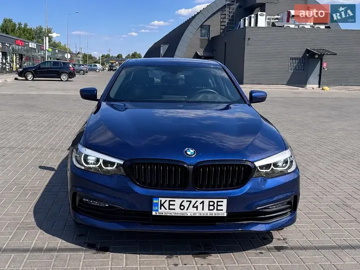 BMW 5 Series 2017 photo 2