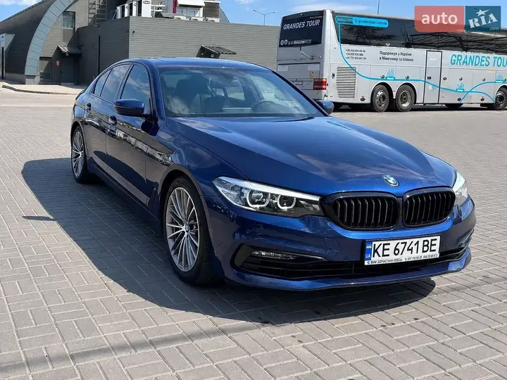 BMW 5 Series 2017 photo 5