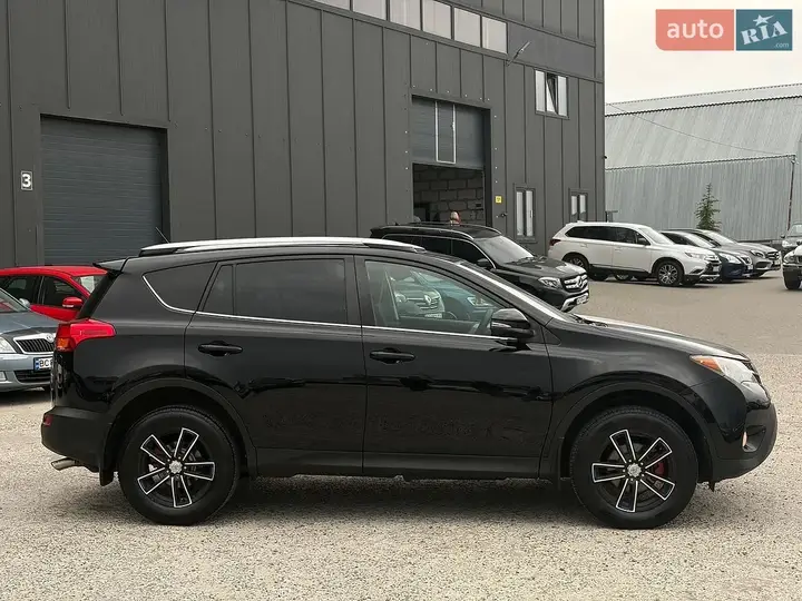 Toyota Rav4 2014 photo 5