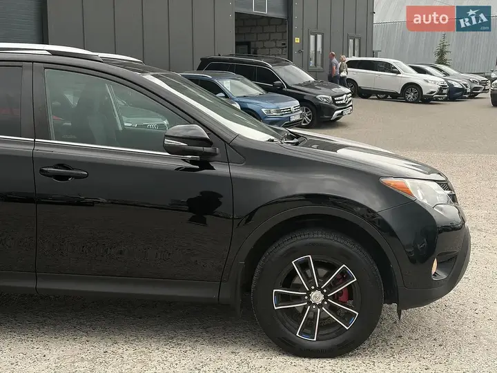 Toyota Rav4 2014 photo 4