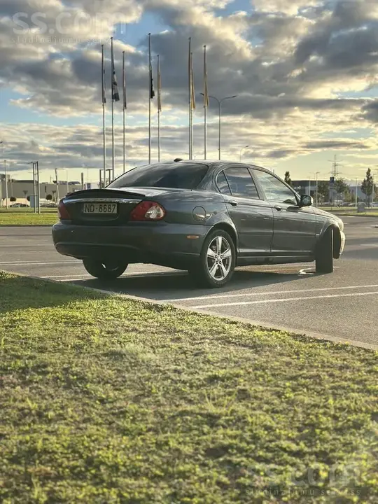 Jaguar X-Type 2009 photo 4