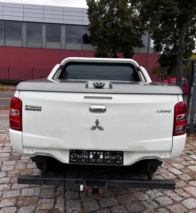 Mitsubishi L200 2018 photo 4