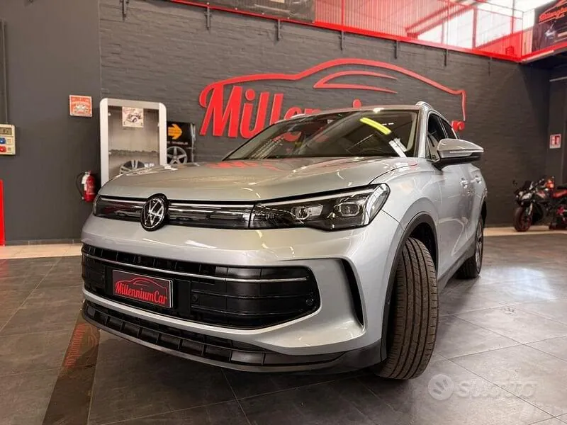 Volkswagen Tiguan 2024 photo 2