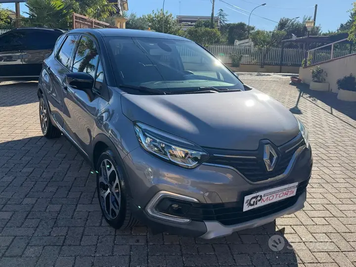Renault Captur 2019 photo 2