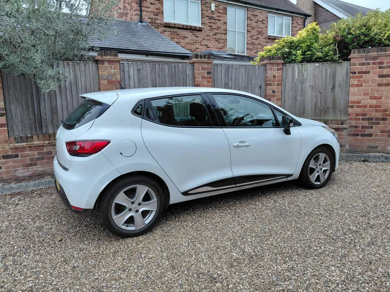 Renault Clio 2015 photo 3
