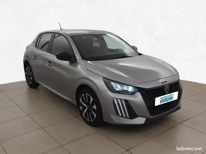 Peugeot 208 2025 photo 3
