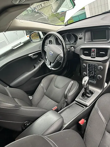 Volvo V40 2013 photo 5