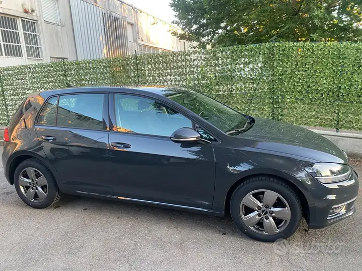 Volkswagen Golf 2018 photo 4