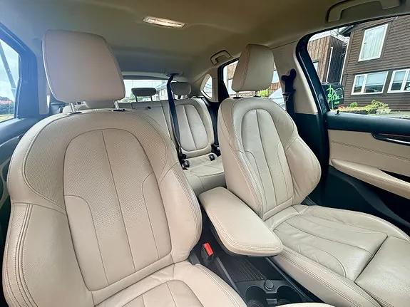 BMW 225Xe 2016 photo 4
