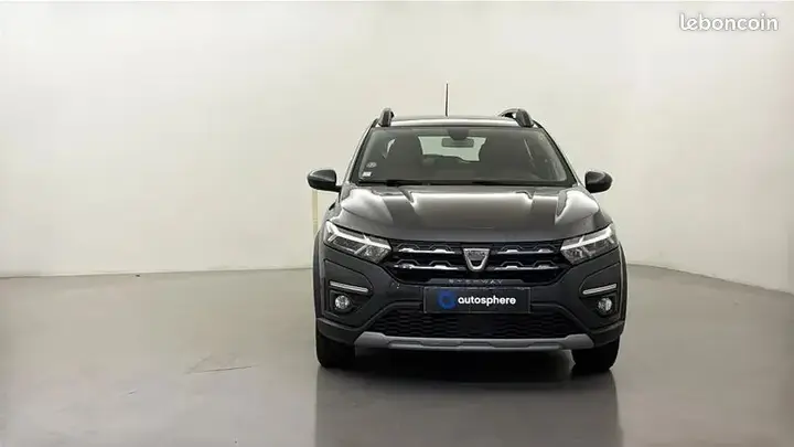 Dacia Sandero 2022 photo 2