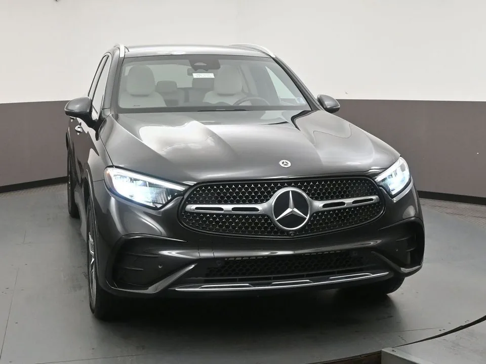 Mercedes-Benz Glc 2023 photo 2
