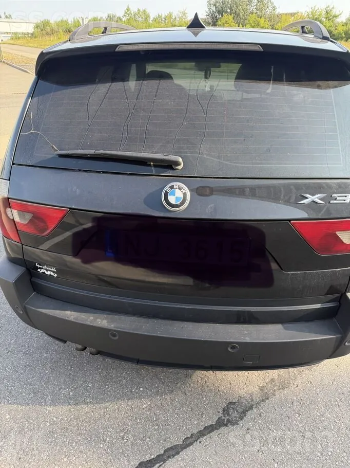 BMW X3 2004 photo 2