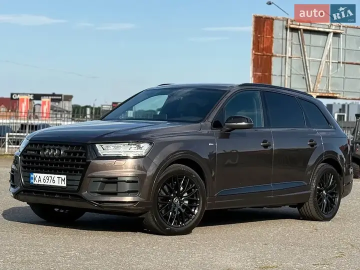 Audi Q7 2016 photo 5