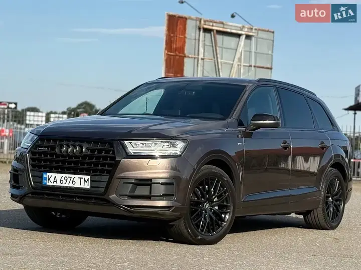 Audi Q7 2016 photo 3