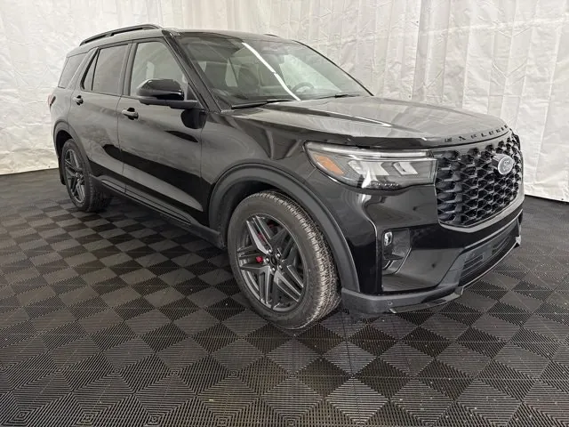 Ford Explorer 2026 photo 2