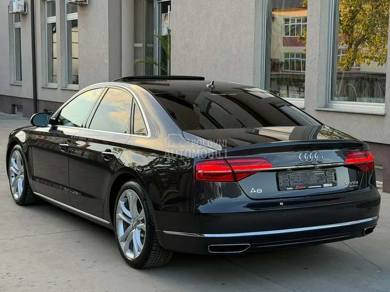 Audi A8 2015 photo 4