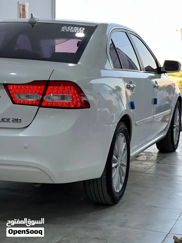 Kia Lotze 2009 photo 4