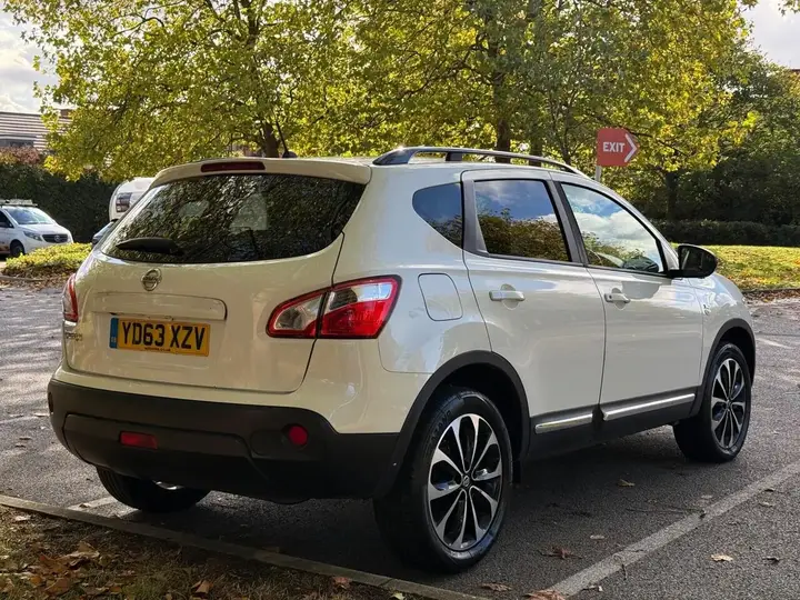 Nissan Qashqai 2013 photo 4