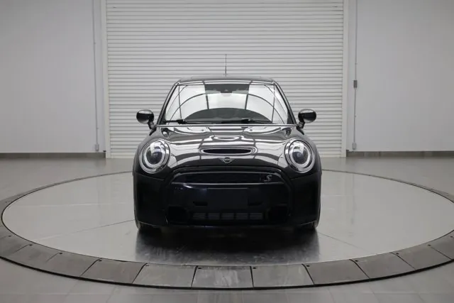 Mini Cooper S 2024 photo 2