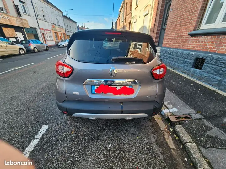 Renault Captur 2015 photo 2
