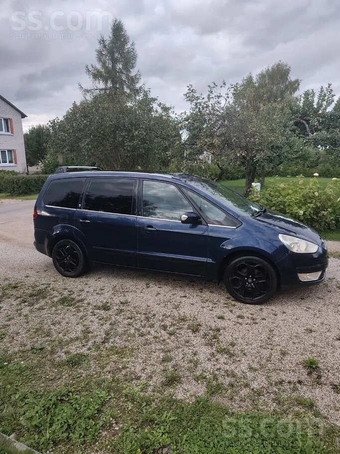 Ford Galaxy 2007 photo 2
