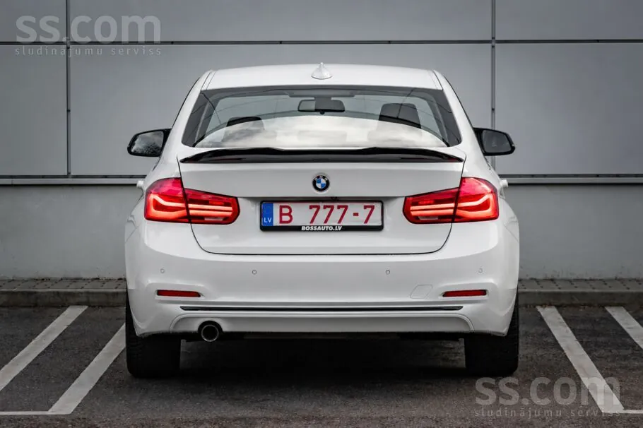 BMW 318I 2017 photo 5