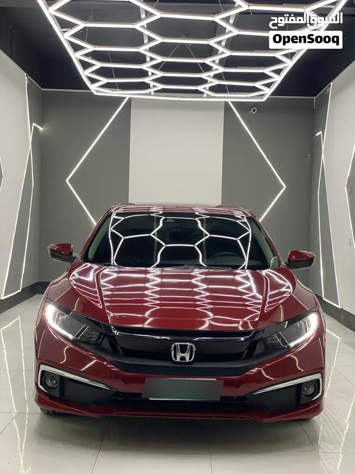 Honda Civic 2021 photo 2