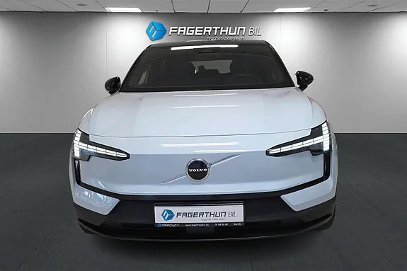 Volvo Ex30 2025 photo 2