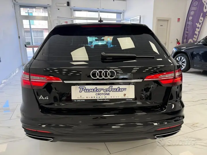 Audi A4 2023 photo 5