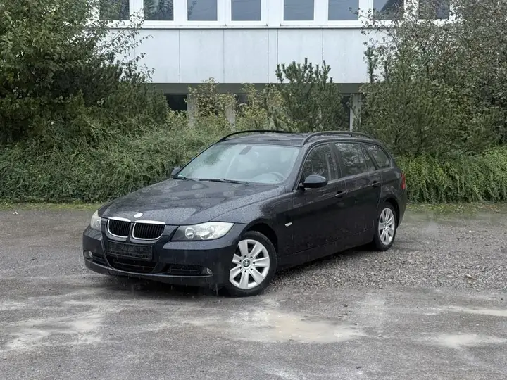 BMW 318I Touring