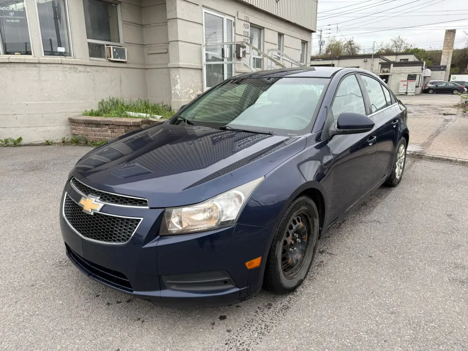 Chevrolet Cruze 2011 photo 3