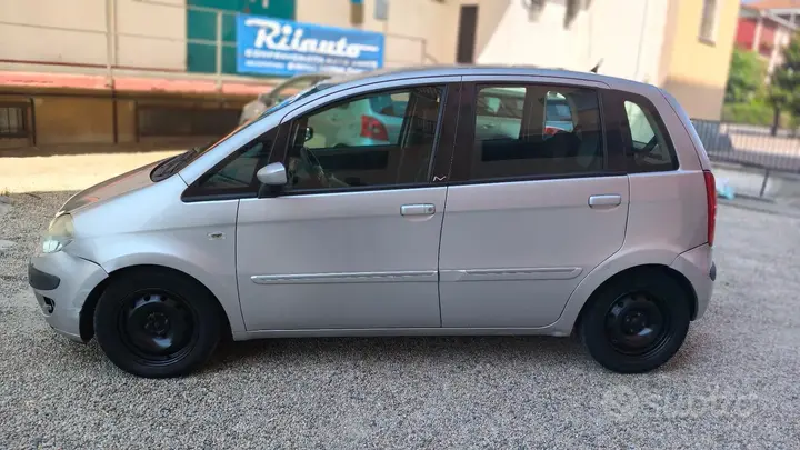 Lancia Musa 2007 photo 2